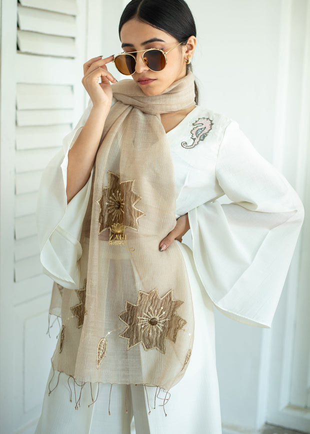 Serene Bloom Off White Scarf (10701261373633)