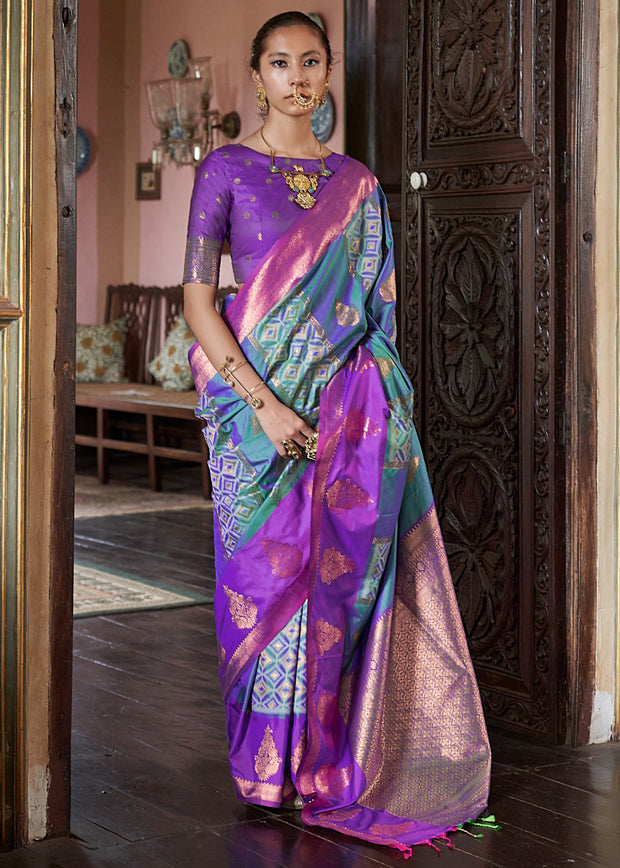 Gorgeous Teal Green Dual Tone Bronze Zari Woven Banarasi Silk Saree