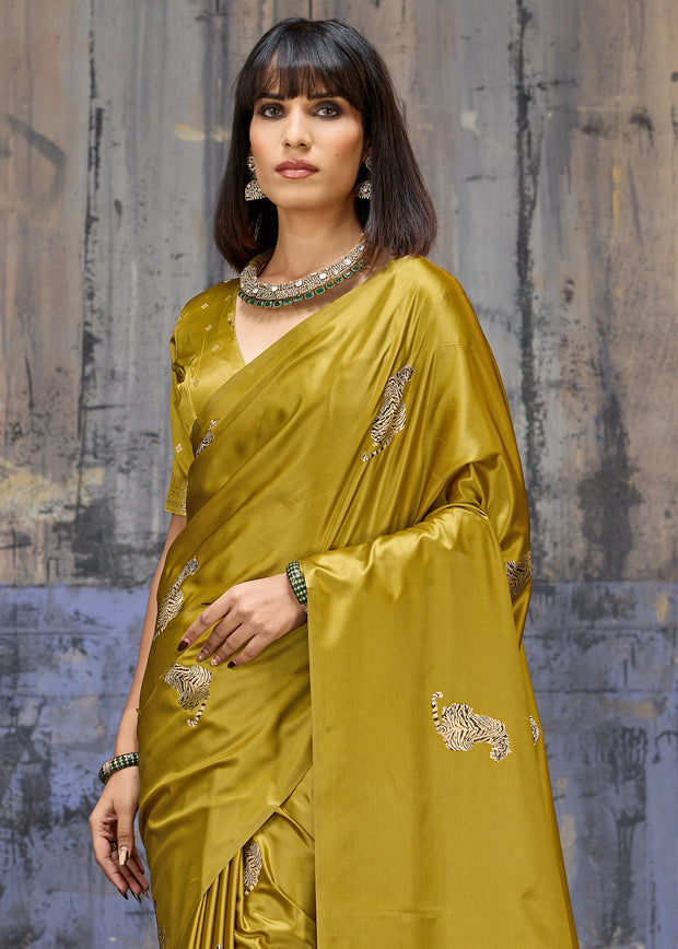 Mehandi Green Woven Banarasi Satin Silk Saree