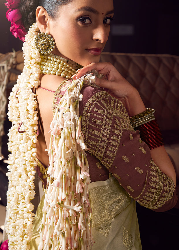 “Exclusive Offer” : Off White Woven Banarasi Satin Silk Saree