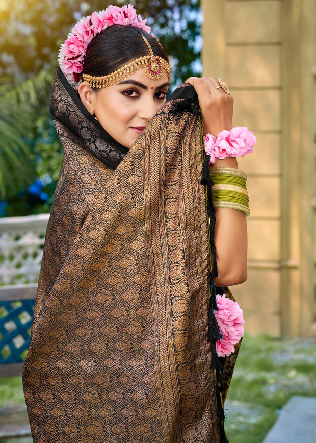 Mehndi Green Woven Banarasi Silk Saree
