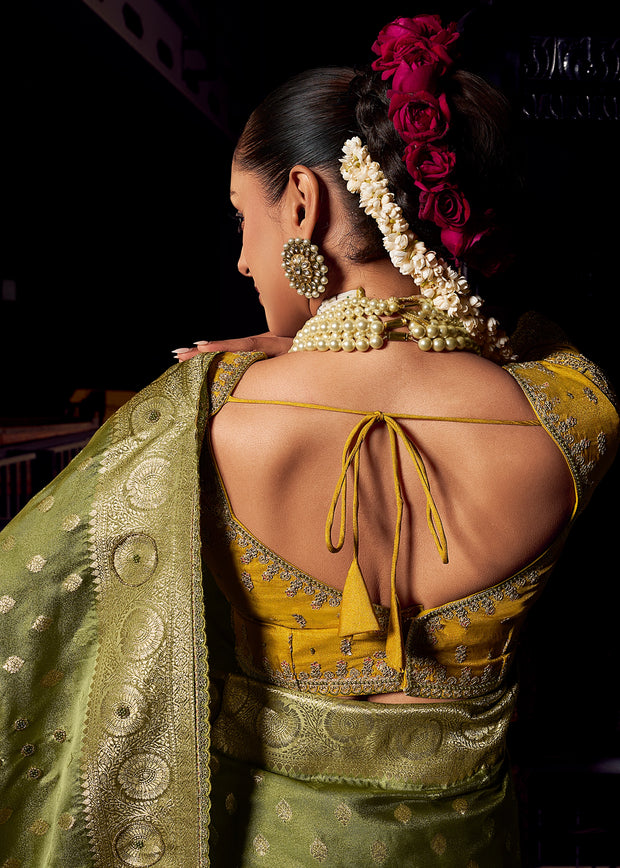 “Exclusive Offer” : Mehandi Green Woven Banarasi Satin Silk Saree