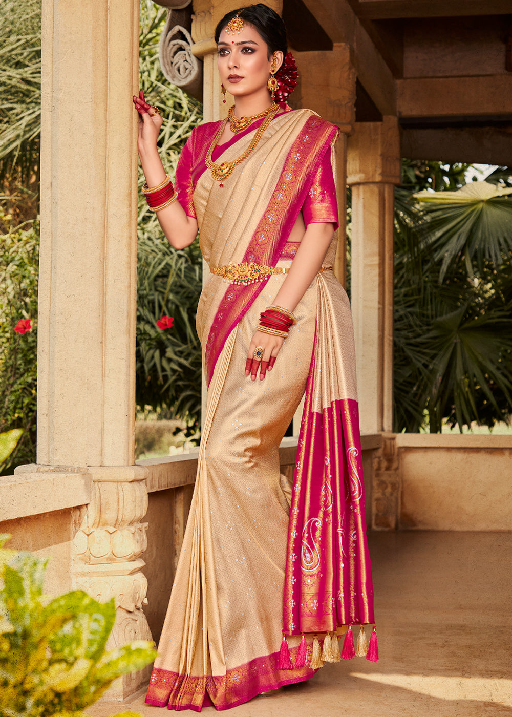 Magenta Pink Floral Woven Kanjivaram Silk Saree