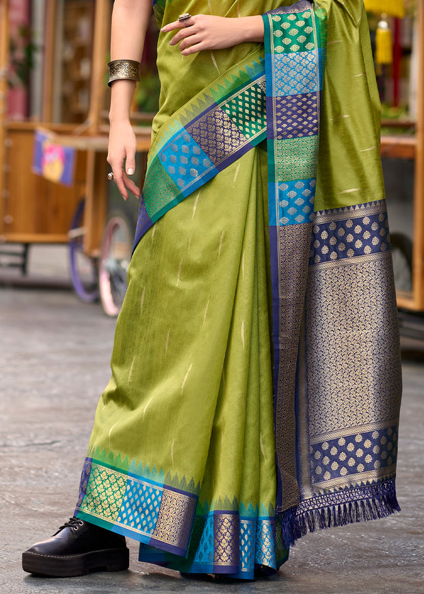 Banarasi (10580897398977)