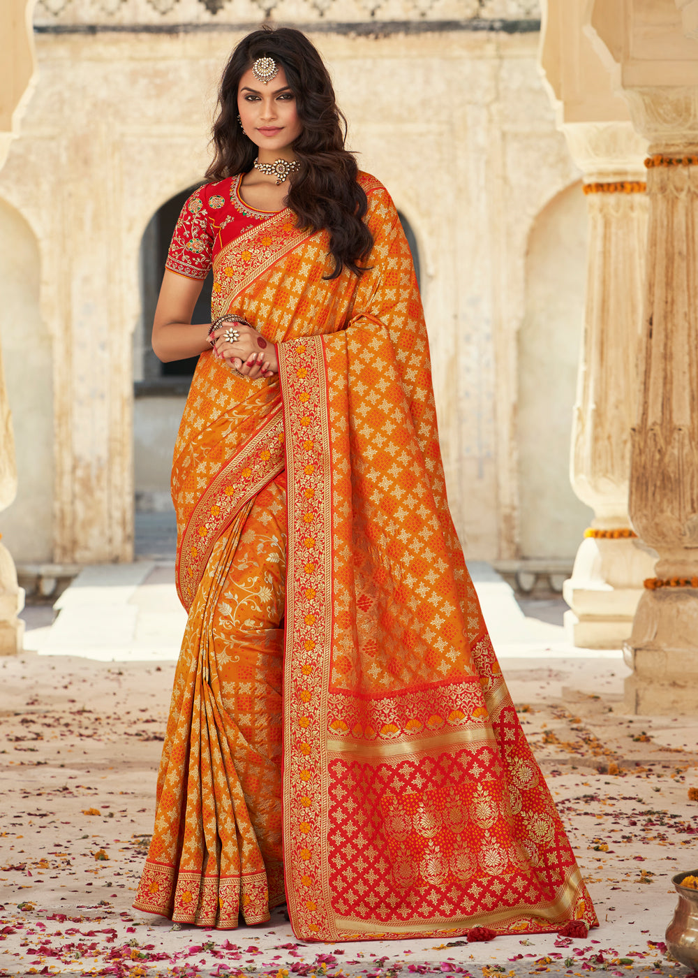 Handloom Orange Pure Georgette Banarasi Bandhej Saree With Cutwork Jaa –  WeaverStory