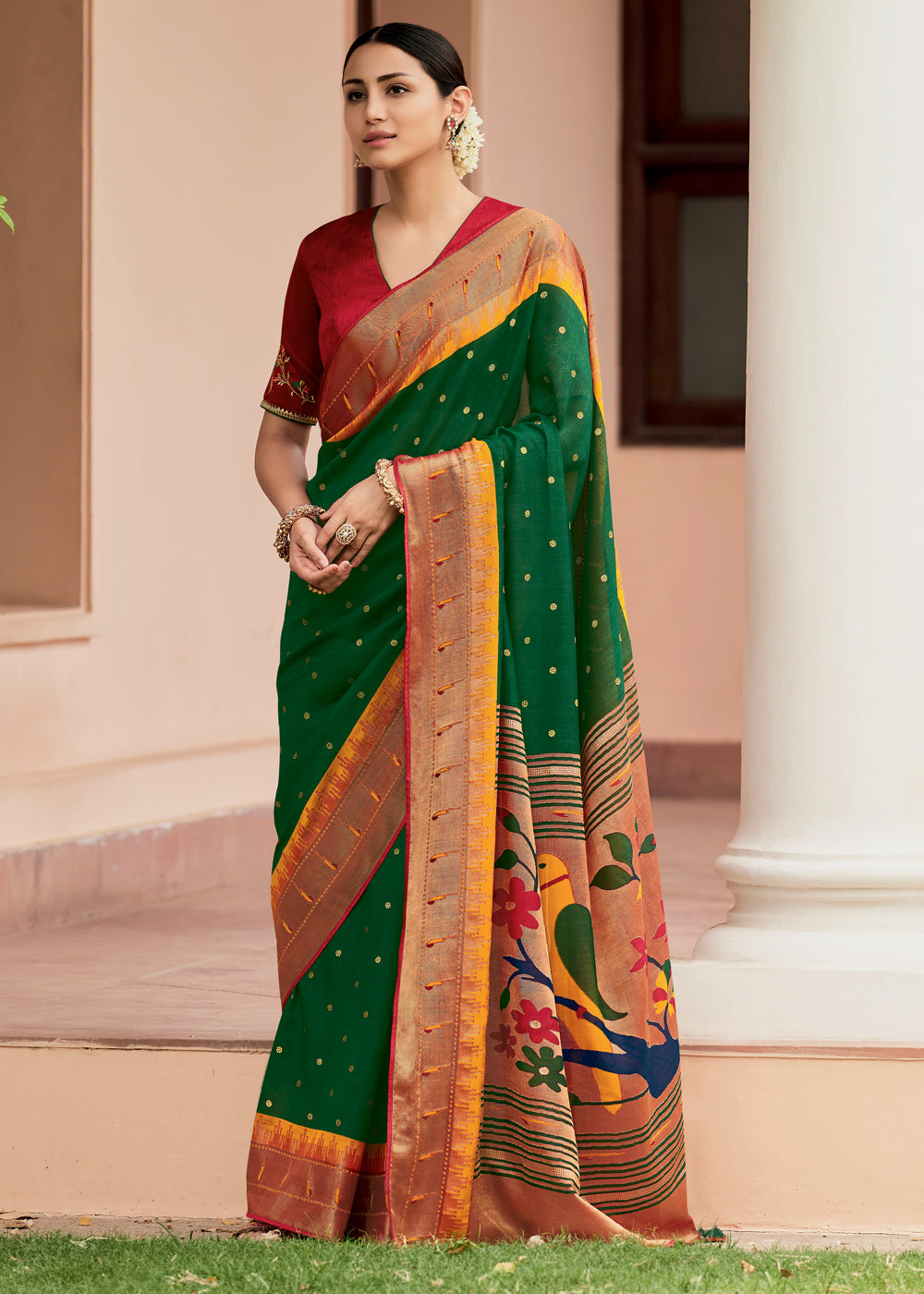 Aggregate 159+ red blouse and green saree latest