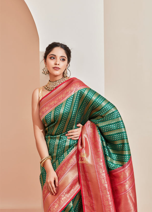 Devica (Pre-Order): Kanjivaram Saree with Diamond Twill in the Shades of Green and Pink (6894286241985)