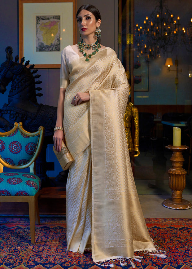 ROYAL PRINCESS GOLDEN WHITE WOVEN KANJIVARAM SAREE (5967198355649)