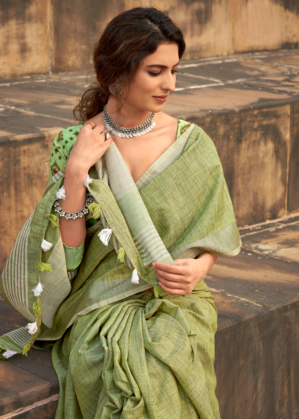 Mint Green Woven Linen Saree With Khadi Print Blouse – Zari Banaras