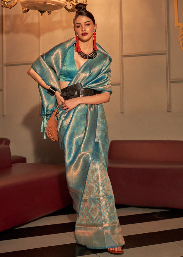Queen blue dual tone Kanjivaram silk saree with contrasting woven body and zari border