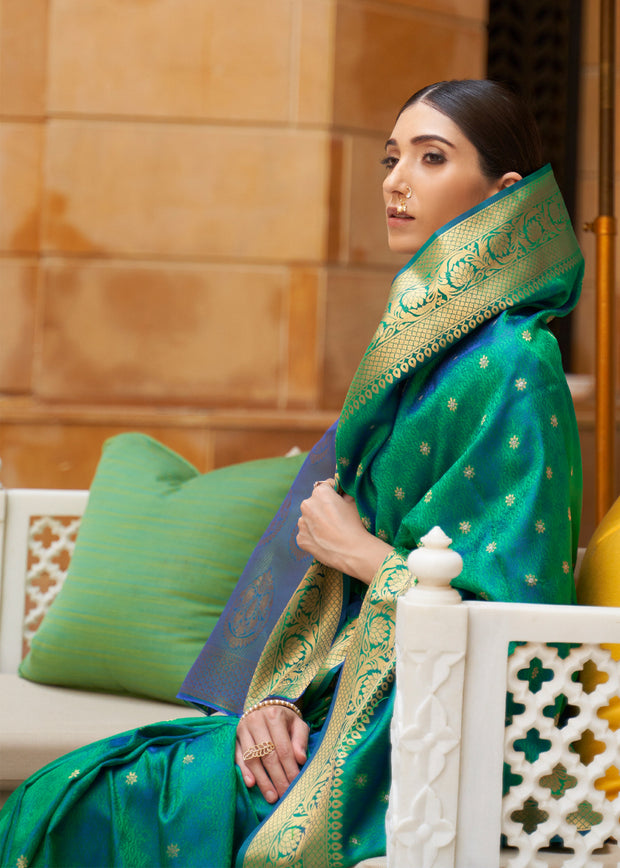 EMERALD GREEN AND GOLD WOVEN KANJIVARAM SAREE (6946400338113)